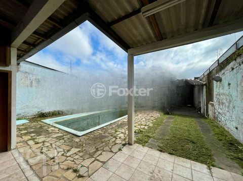 Image 8 - 705649