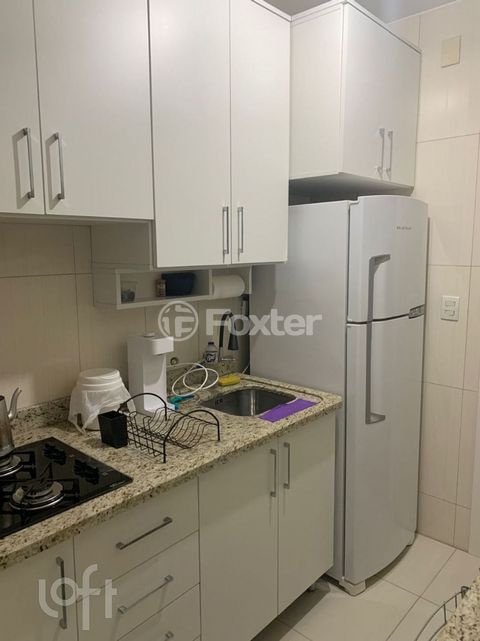 Image 7 - 705793