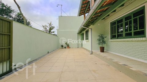 Image 3 - 708913