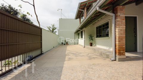 Image 1 - 708913