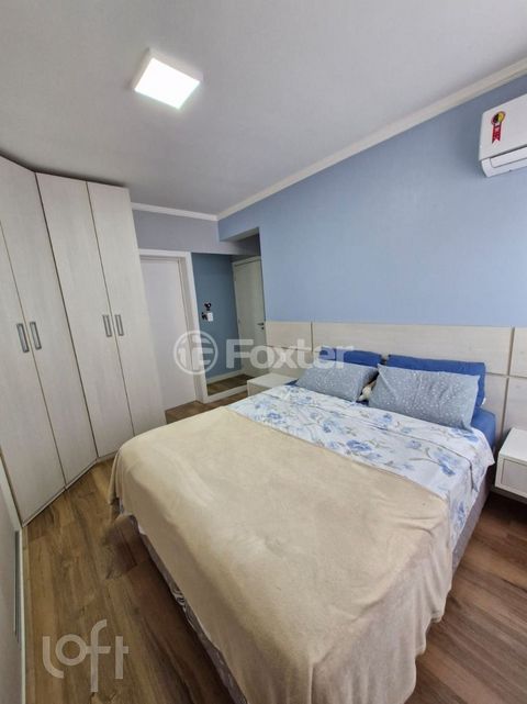 Image 7 - 717227