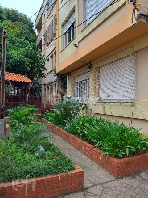 Image 1 - 717329