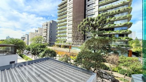 Image 1 - 717498