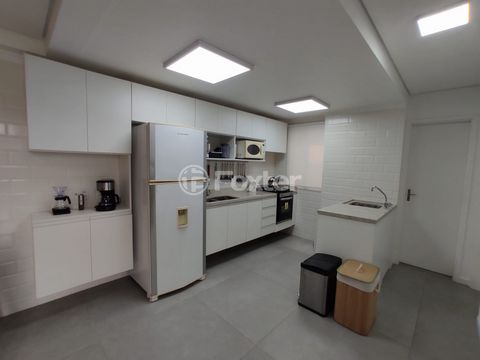 Image 7 - 718385