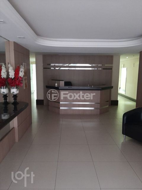 Image 12 - 719450