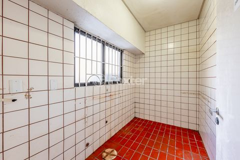 Image 14 - 726263