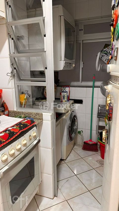 Image 7 - 726348