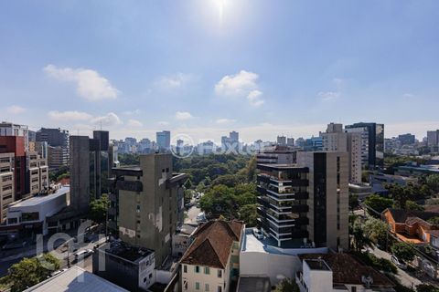 Image 2 - 726622