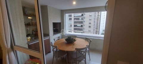 Image 7 - 728136
