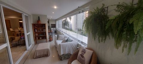Image 9 - 728136