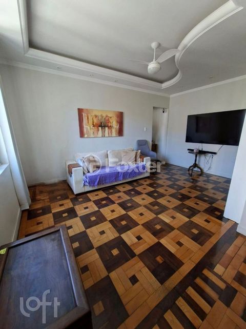 Image 11 - 728684