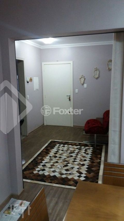 Image 4 - 729453