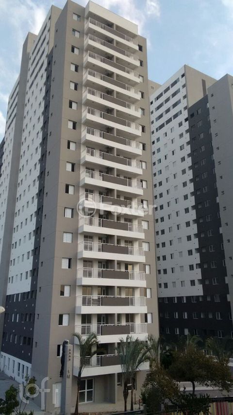 Image 5 - 729647