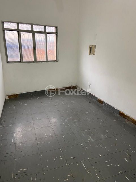 Image 1 - 731846