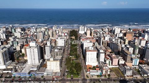 Image 4 - 732751