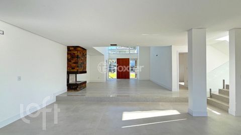 Image 16 - 732928