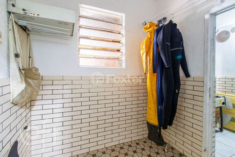 Image 9 - 734474