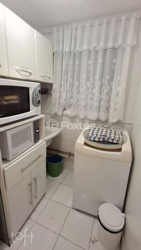 Image 5 - 735086