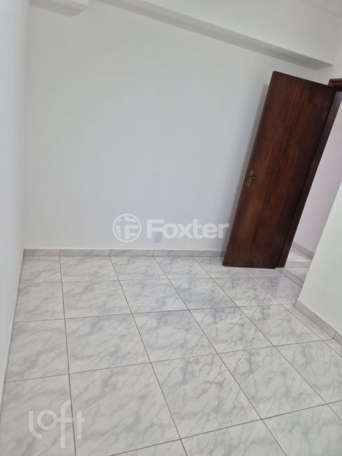 Image 4 - 736613