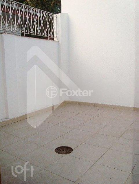 Image 6 - 736801
