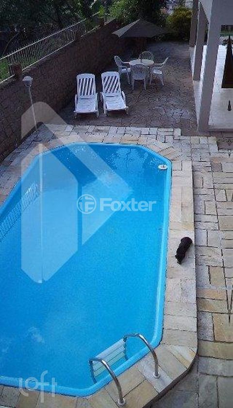 Image 5 - 736804