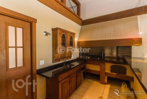 Image 7 - 737058