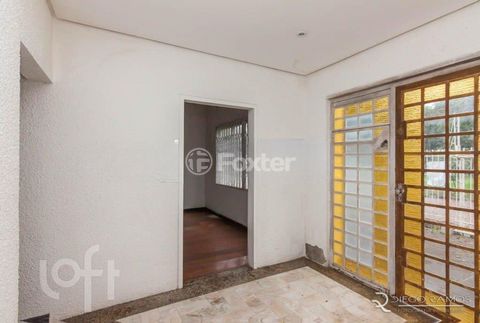 Image 3 - 737119