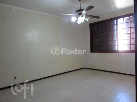 Image 7 - 737304