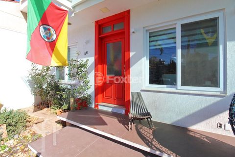 Image 8 - 737354