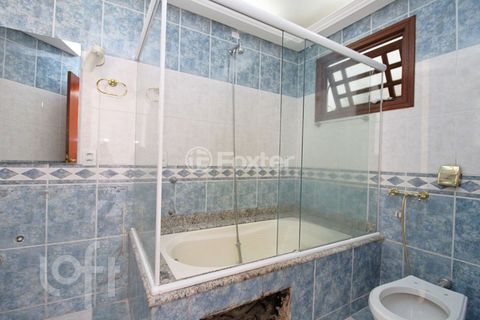 Image 19 - 737363