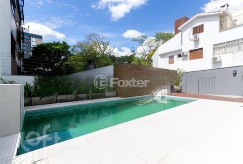 Image 19 - 737430