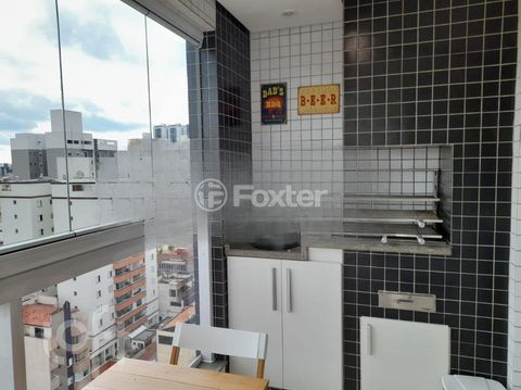 Image 7 - 737847