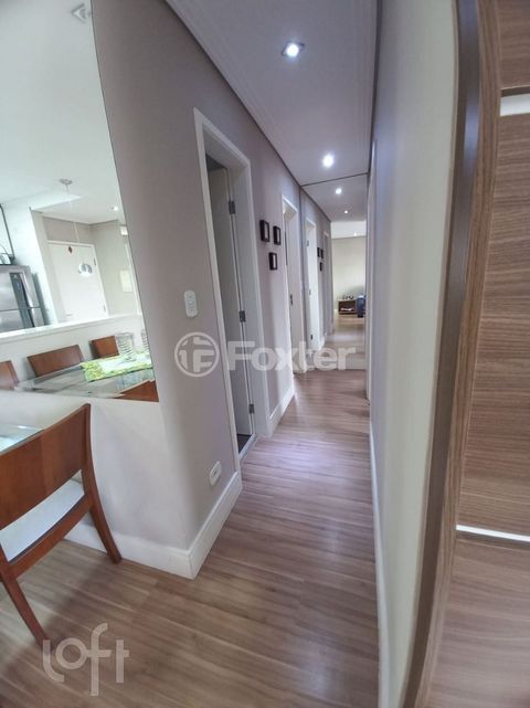 Image 4 - 738585