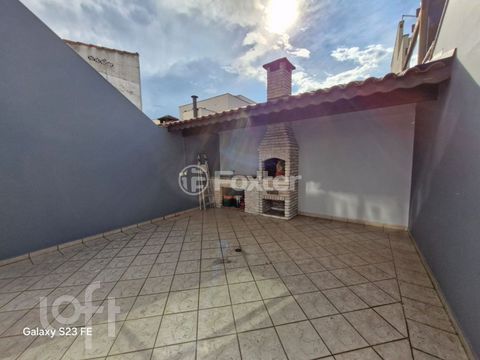 Image 6 - 738600