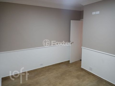 Image 3 - 738754