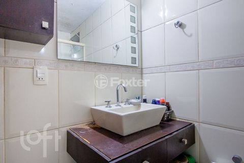 Image 4 - 739395