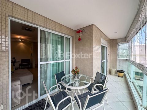 Image 4 - 741240