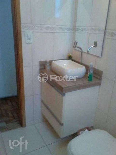 Image 9 - 741584