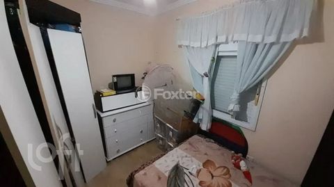 Image 7 - 741880