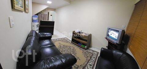 Image 3 - 744400
