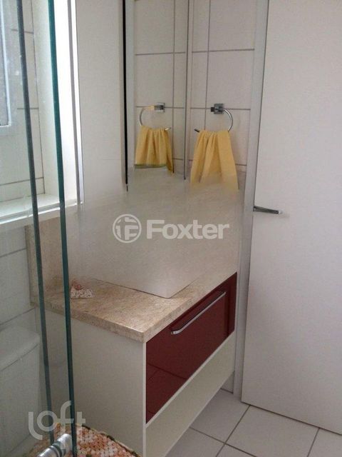 Image 9 - 744704