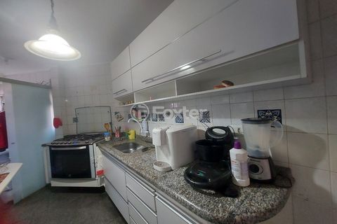 Image 4 - 745310