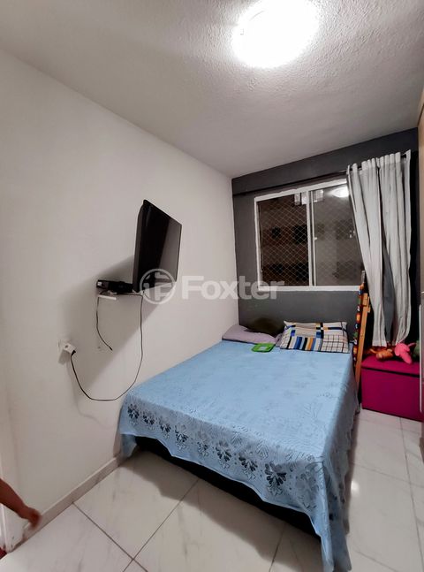 Image 7 - 745330