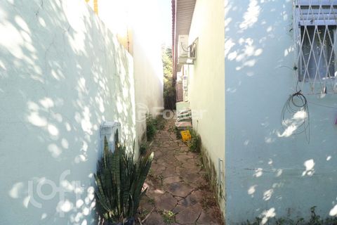 Image 11 - 745430