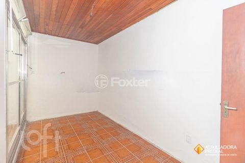 Image 4 - 745435