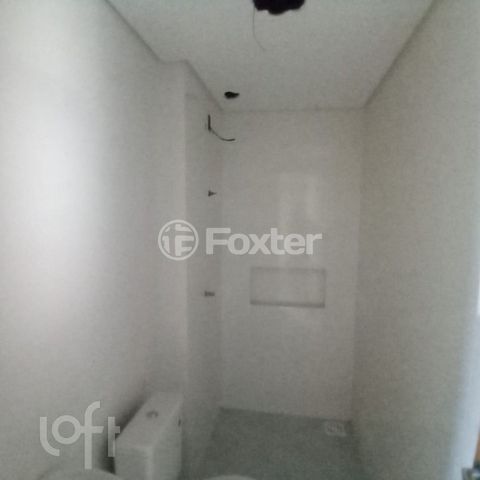 Image 7 - 745746