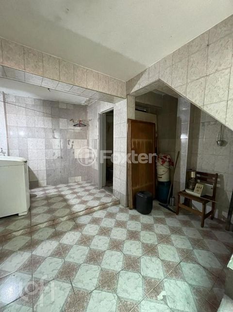 Image 5 - 746755