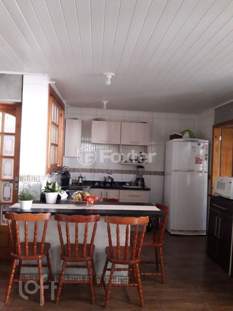 Image 4 - 746808