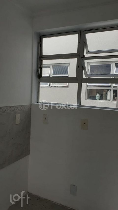 Image 6 - 746942
