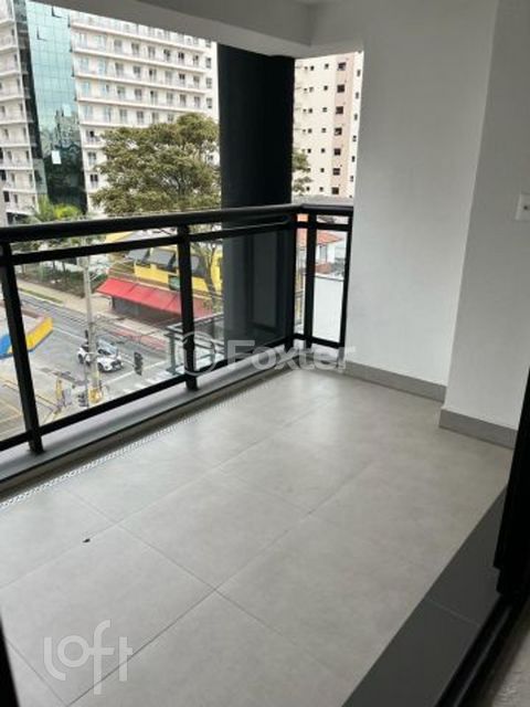 Image 7 - 747258